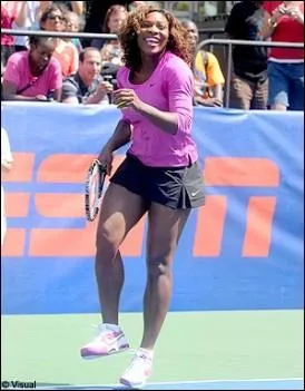 Combien de semaines  la place de n1 mondiale cumule-t-elle ?