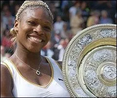 A qui succda-t-elle quand elle monta sur le trne de numro 1 mondiale de la WTA ?