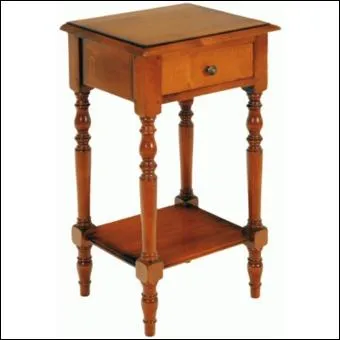 On y pose toujours de tout, des clefs au courrier en passant par la monnaie, c'est...