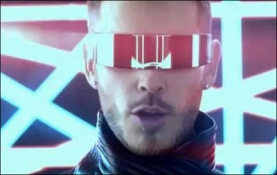 Quel extrait de ''Updated'' est sorti en clip ?