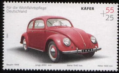 Quelle est cette citadine mythique, visible sur ce timbre de l'Allemagne ?