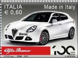 Quelle est cette compacte rcente de la marque Alfa Romeo, visible sur ce timbre d'Italie ?