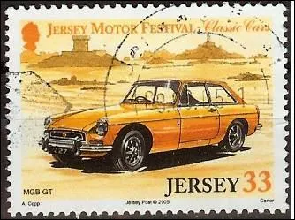 Quelle est cette voiture Anglaise classique du milieu du sicle dernier, visible sur ce timbre de Jersey ?
