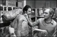 Quel sculpteur et spcialiste des effets spciaux a concu le singe de  King Kong , l'extraterrestre E. T. et les cratures du film  Dune  ?