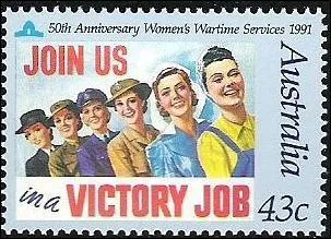 En 1991, depuis combien d'annes les services rendus par les femmes en temps de guerre sont-ils reconnus, comme le montre ce timbre d'Australie ?