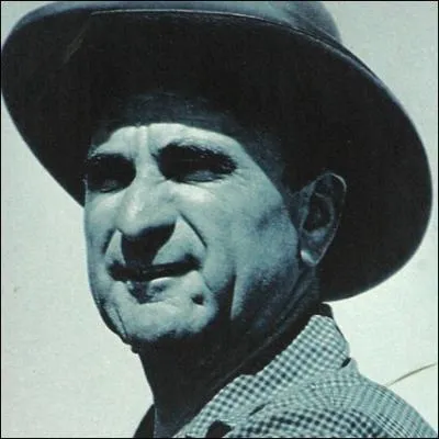 Chef d'entreprise et entrepreneur, on connait son nom grce  une boisson anise et alcoolise (  consommer avec modration). il est n  Marseille, le 9 Juillet 1909.