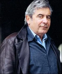 Auteur de bandes dessines et ralisateur de film, on lui doit en BD : ' Tranches de Vies' et en film : ' Mon pre , ce hros'. Il est n  Marseille le 30 Novembre 1932.