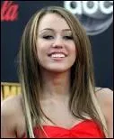 Miley Cyrus a fait une discrte apparition dans un tlfilm Disney, lequel ?