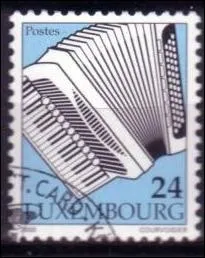 Quel est cet instrument de musique  clavier (visible sur ce timbre du Luxembourg) ?