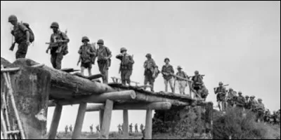 La Guerre d'Indochine a eu lieu dans les années :