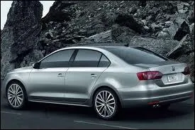 Quelle voiture de série n'est PAS une Lada ?