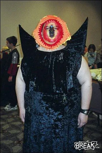 Et enfin le meilleur pour la fin, allons faire un petit dans le seigneur des anneaux. En quoi suis-je dguis ?