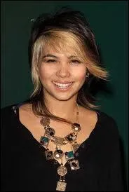 Qui joue le rle de Stevie et qui a dj jou dans Scooby-Doo ?