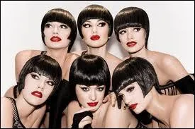 Comment s'appelle le cheval de ces filles ?