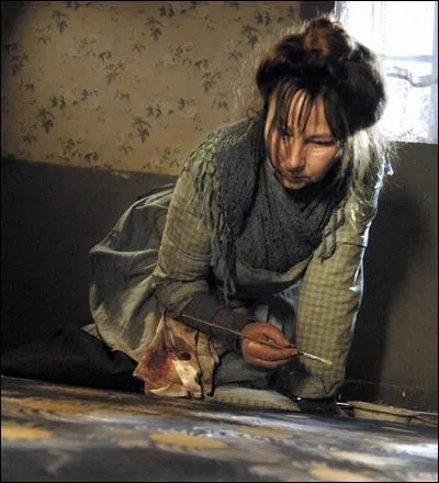 Ce film conte l'histoire de la peintre autodidacte qui sera finalement enferme dans un hpital psychiatrique.