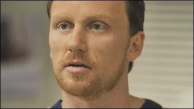 Que fait Owen quand il apprend que Cristina veut avorter ?