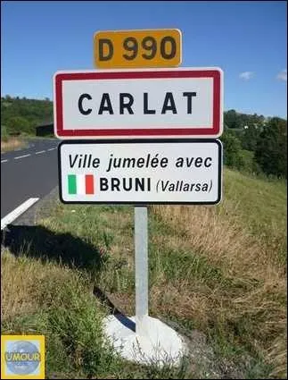 Carlat, dans le Cantal est jumel avec Bruni, en Italie.