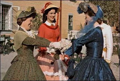 Pourquoi Sissi et Hlne partent-elles avec leur mre  la Kaiservilla ?