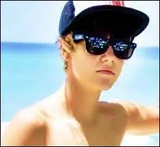 Combien de tatouages Justin a-t-il ?