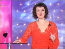 Comment s'appelle la chronique d'Anne Roumanoff dans l'mission  Vivement Dimanche  prsente par Michel Drucker ?