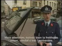 Quelle srie  sketches parodie avec brio une ancienne mission belge de prvention routire ?