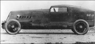 Cette 40 CV parcourt en 1925, 3385km en 24 heures. C'est le record mondial de...