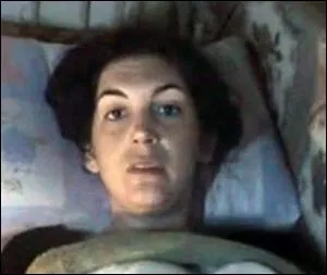 Dans quelle ville de Syrie, les journalistes Edith Bouvier et William Daniels sont-ils rests coincs pendant 8 jours ?