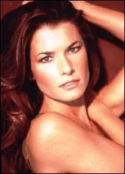 Quel est le nom de ce mannequin ?