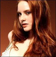 Quel est le nom de ce mannequin ?