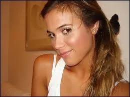 Quel est le nom de ce mannequin ?