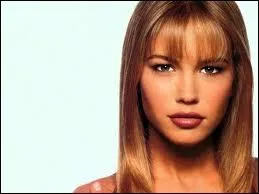 Quel est le nom de ce mannequin ?