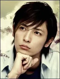 Quel est le nom de ce mannequin ?