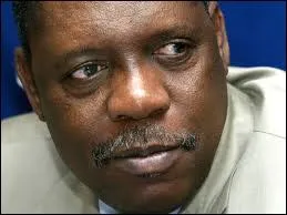 Le Camerounais, Issa Hayatou, est prsident de la CAF depuis 1987. Quel sport a-t-il pratiqu dans sa jeunesse ?