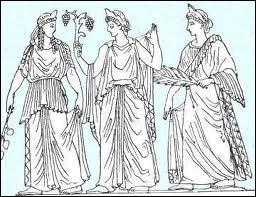 Comment a-t-on surnommé dans la mythologie grecque les 3 autres filles que Zeus eut avec l'Océanide Thémis ? Ce sont les déesses du Bon Ordre ou la Législation, de la Justice et la Paix.