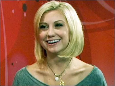 Dans quelle srie joue-t-elle ?