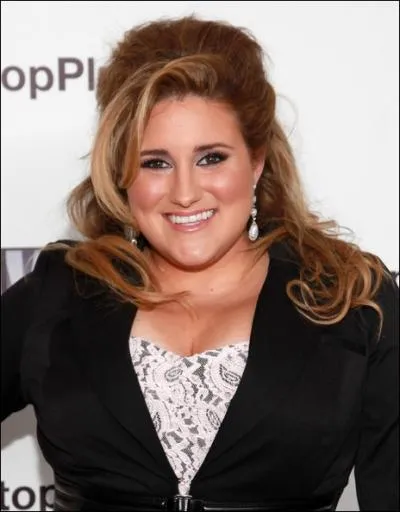 Qui joue le rle de Martha Cox ?