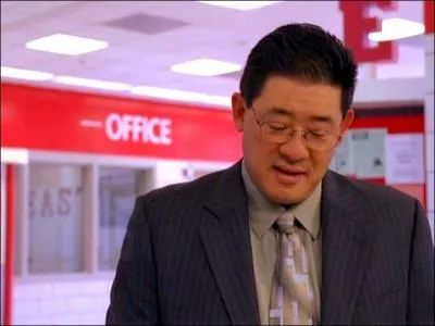 Qui joue le rle du principal Dave Matsui ?