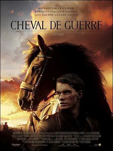 Lors du tournage du film  Cheval de guerre , il n'arrtait pas de pleuvoir et l'quipe du film n'arrtait pas de draper. Tourner l-dedans tait un enfer ! Un jour, Steven Spielberg...