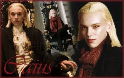 Dans les films de  Twilight , l'interprte du Volturi Caius a... ?
