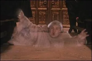 Qui est ce fantme ? et  quelle maison appartient-il ?