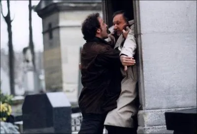 A qui doit on la bande son de ce film ?