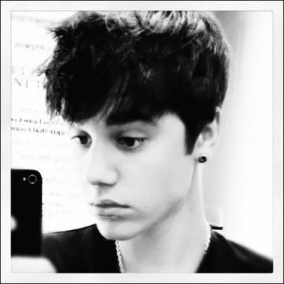 Justin Bieber sort son premier album, lequel ?