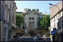 Je vais visiter la commune de Manosque ( 04 ). Quel est le gentil de ses habitants ?