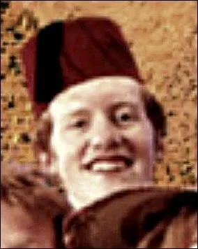 Quel est le nom de ce Weasley qui n'apparait que brivement dans les films ?