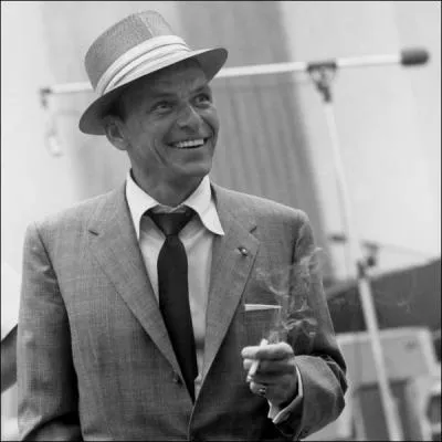  La classe, le look, la voix de velours, les yeux bleus, ce petit maigrichon avait tout a et plus  (Dean Martin). Frank Sinatra n'a pas jou dans :