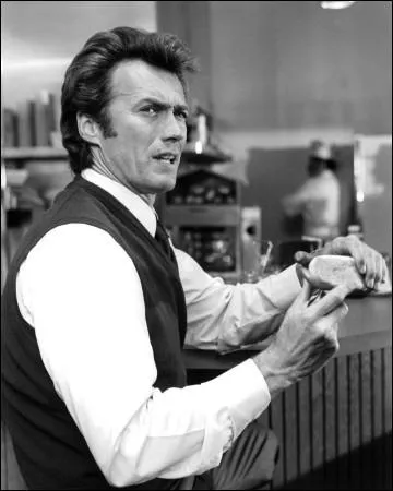  On croit qu'il ne fait rien, mais il fait tout passer  (Richard Burton). Clint Eastwood n'a pas jou dans :