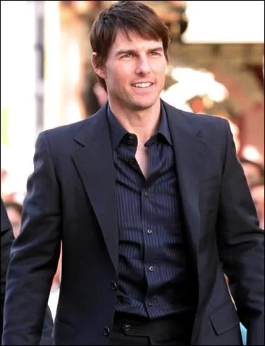  Son courage d'acteur peut le faire soudain sauter  pieds joints d'un sommet qu'il a mis des heures  atteindre. Il est fascinant  regarder  (Paul Newman). Tom Cruise n'a pas jou dans :