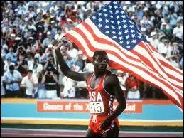 Carl Lewis, clbre athlte amricain, surnomm  King Carl , est un sportif mondial des annes 1980. Grand exploit,  l'ge de 11 ans, il court le 100 mtres en moins de 11 secondes !