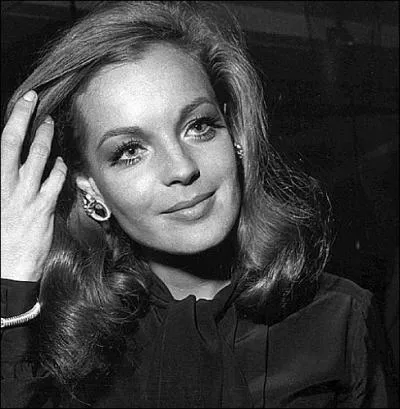 Elle est la synthse de toutes les femmes . (Claude Sautet) Romy Schneider n'a pas jou dans :