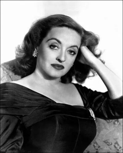  Elle m'a donn la vocation, la dtermination et l'audace . (Meryl Streep) Bette Davis n'a pas jou dans :